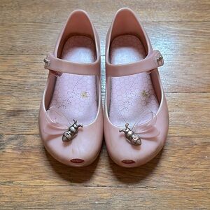 Mini Melissa Little Bee Sandals (Girls Jelly Shoes)
